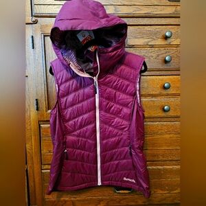 BENCH Hooded Thinsulate Vest XL / 12 NWT